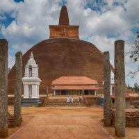 abhayagiriya-stupa-overview-hdr.jpg